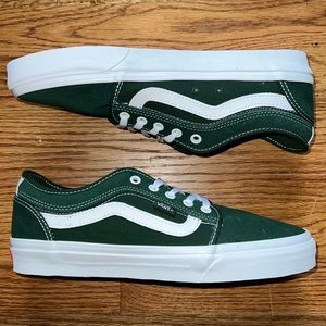 NWT Dark Green Chukka Low Sidestripe Vans